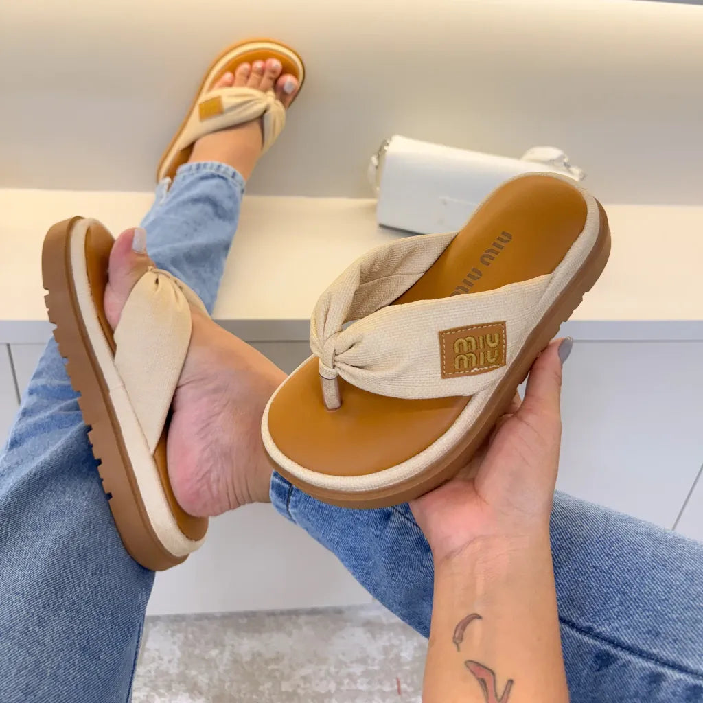 Flat Miumiu